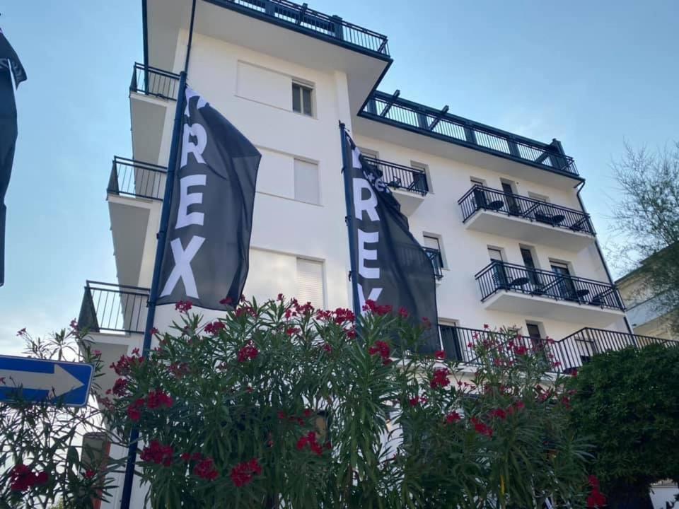 Hotel Rex リド・ディ・サヴィオ エクステリア 写真